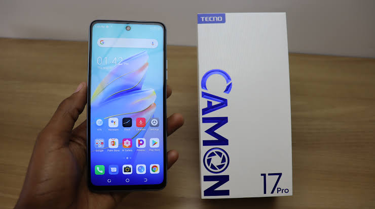 Tecno Camon 17 Pro unboxing